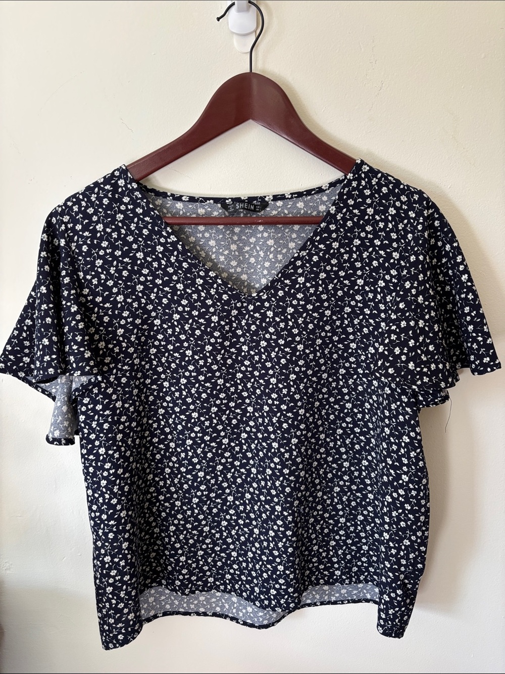 SHEIN Navy Floral V-Neck Flutter Sleeve Top